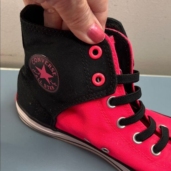 Converse Pink and Black High-Top Velcro Close Sneakers Junior 5= Women’s 7-7.5 - Picture 9 of 9